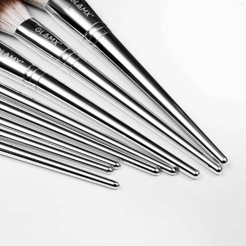 8 Piece Silver Makeup Brush Set | GX10