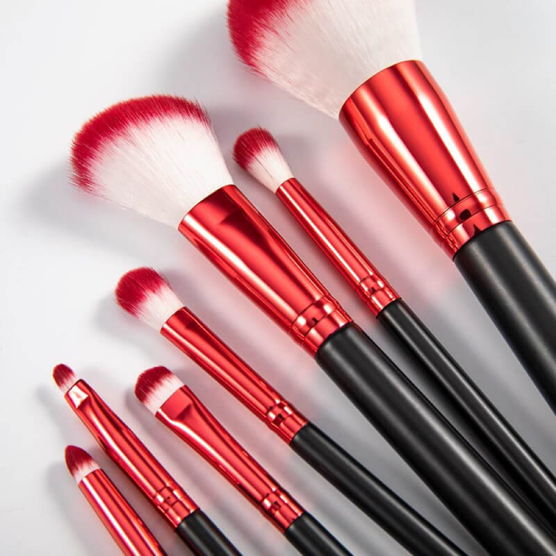 8 Piece Candy Apple Red and Black Makeup Brush Set | GX21